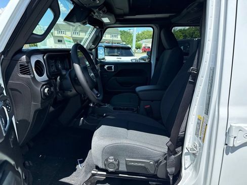 New 2026 Jeep Wrangler Unlimited Sport AWD/4WD image 16