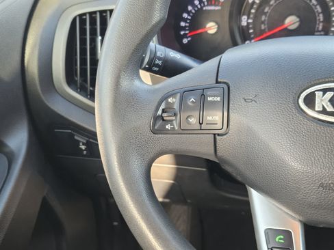 Used 2012 Kia Sportage LX FWD image 24