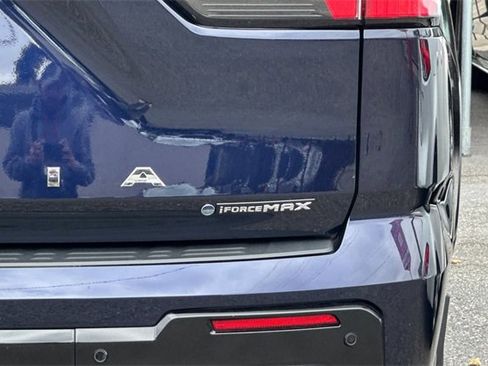 Used 2025 Toyota Sequoia Capstone image 7