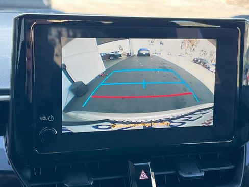 Certified 2025 Toyota Corolla LE image 18