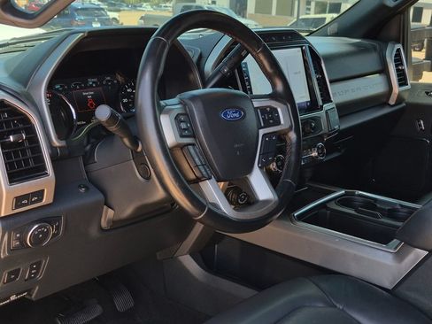 Used 2022 Ford F350 Platinum w/ Tremor Off-Road Package AWD/4WD image 36