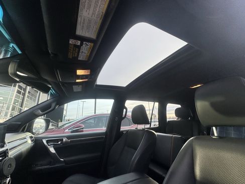 Used 2022 Lexus GX 460 Premium image 5