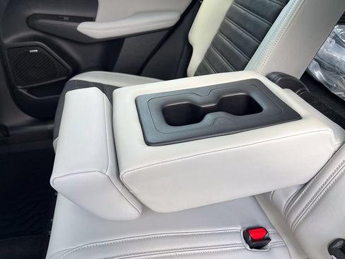 New 2026 Mitsubishi Outlander SE AWD/4WD image 29