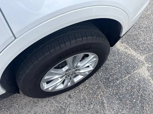 Used 2023 Cadillac XT5 Luxury FWD image 13