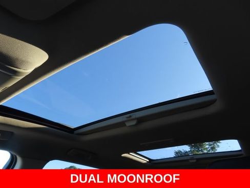 Used 2019 GMC Acadia SLT AWD/4WD image 4