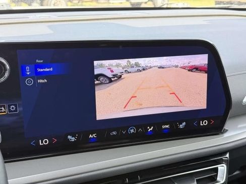 Used 2026 Chevrolet Traverse LT AWD/4WD image 27