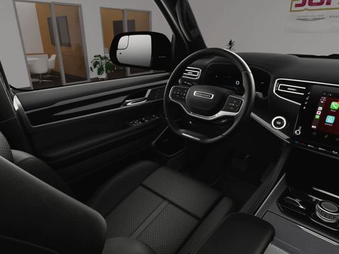 Used 2024 Jeep Wagoneer 4WD image 40