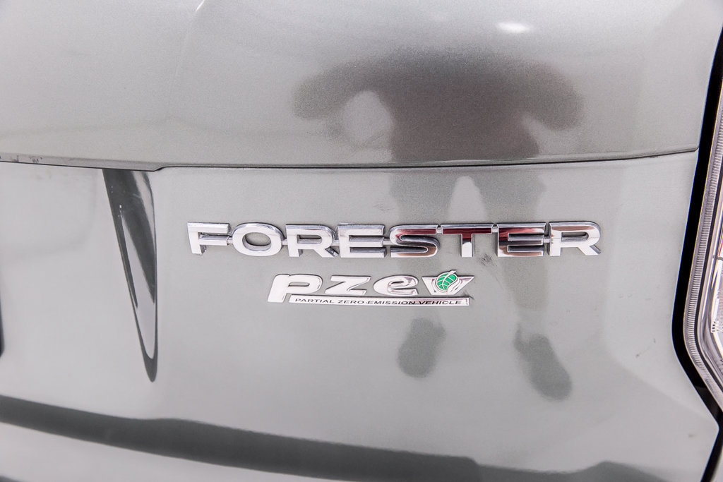Used 2017 Subaru Forester 2.5i Premium AWD/4WD image 7