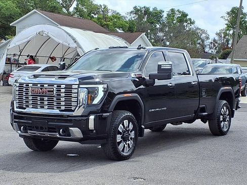 Used 2025 GMC Sierra 2500 Denali w/ Denali Reserve Package image 3