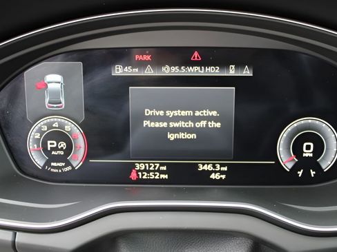 Used 2023 Audi Q5 2.0T Premium Plus w/ Premium Plus Package image 11