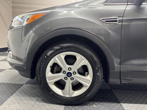 Used 2015 Ford Escape SE FWD image 12