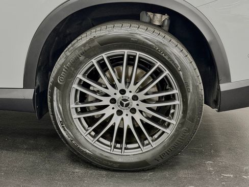 Used 2026 Mercedes-Benz GLC 300 image 17