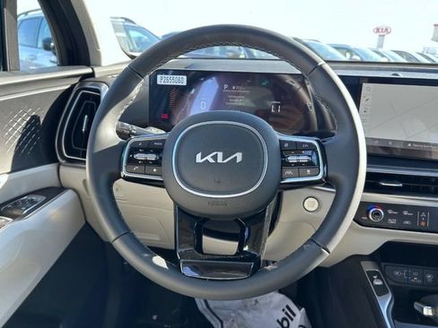 New 2025 Kia Sorento S w/ Panoramic Sunroof Package AWD/4WD image 11