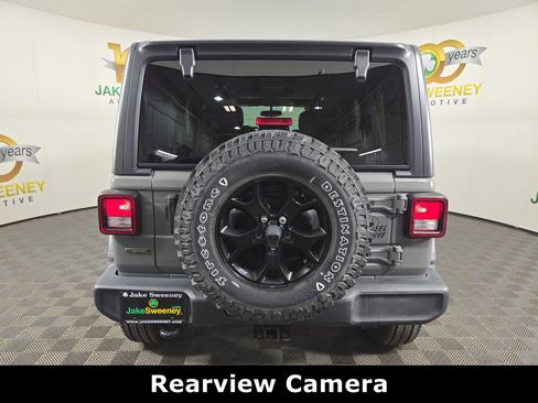 Certified 2022 Jeep Wrangler Unlimited Willys image 9