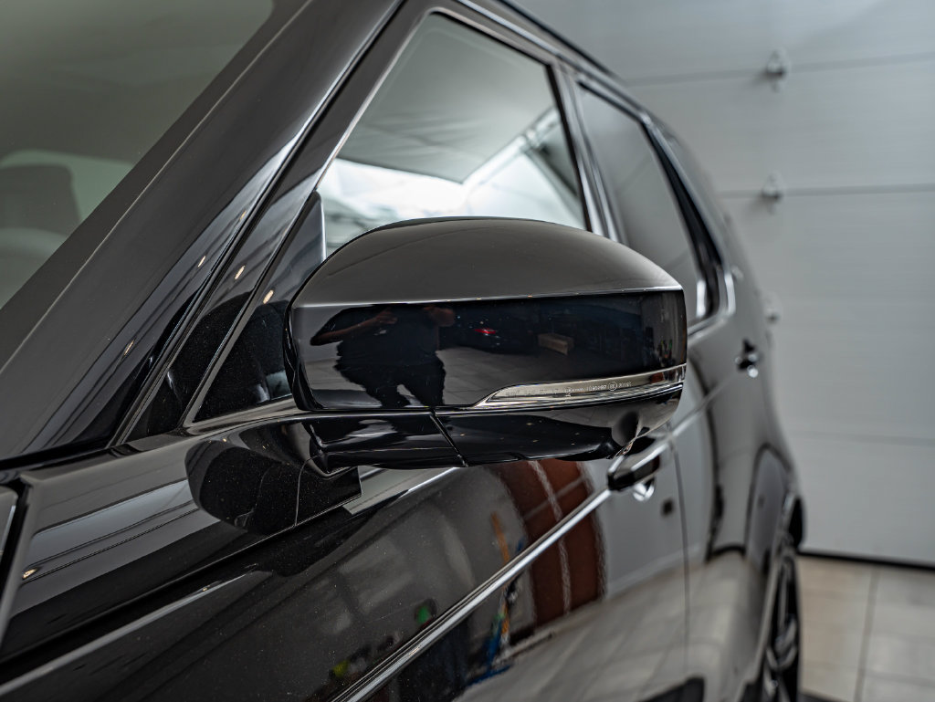 New 2026 Land Rover Discovery Dynamic SE AWD/4WD image 9