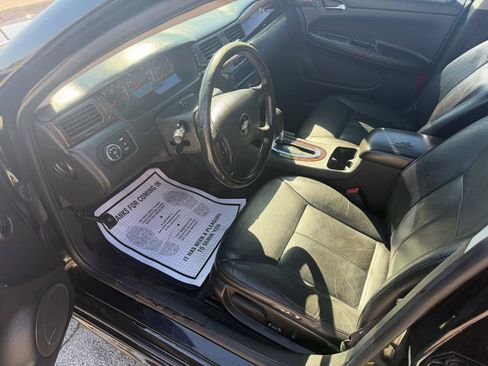 Used 2013 Chevrolet Impala LTZ FWD image 10