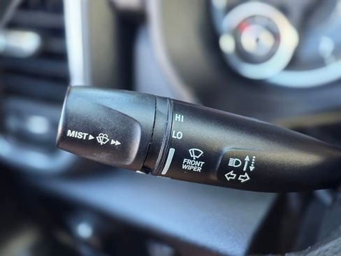 Used 2021 RAM 1500 Big Horn image 35