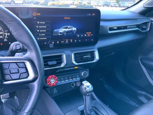 Used 2025 Ford Mustang GT Premium image 6