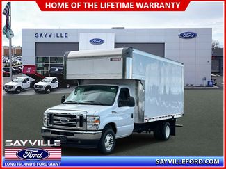New 2025 Ford E-350 and Econoline 350 Super Duty w/ Driver's Safety Package RWD video 1