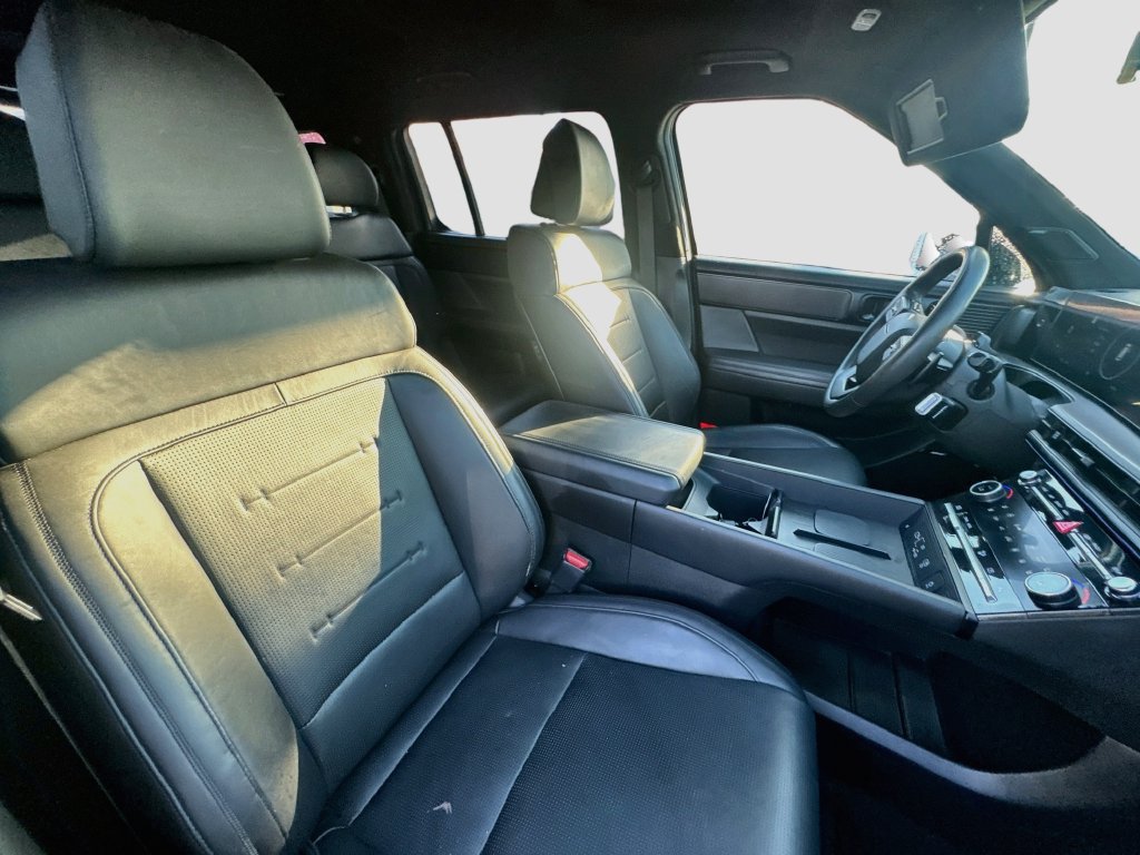 Used 2024 Hyundai Santa Fe Calligraphy FWD image 30