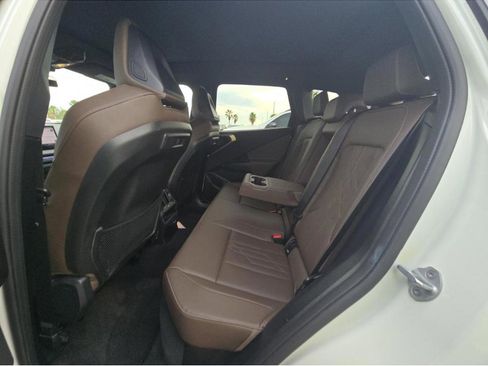 Used 2025 BMW X3 xDrive30i image 21