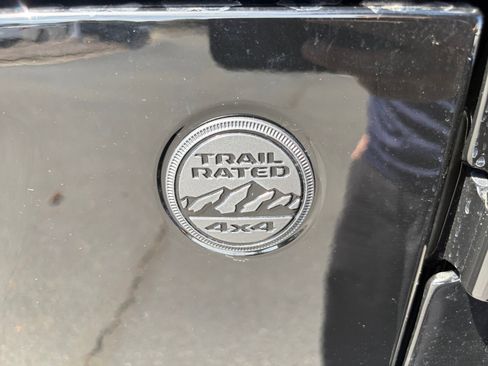 New 2026 Jeep Gladiator Sport image 12