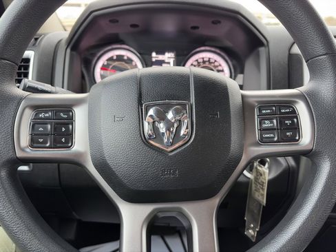 Used 2024 RAM 1500 Classic SLT image 17