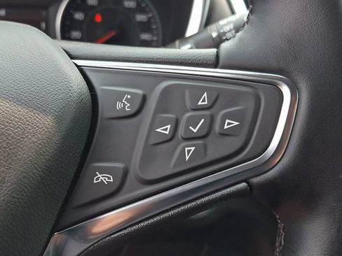 Certified 2024 Chevrolet Equinox LT FWD image 22