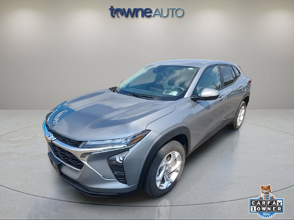 Used 2024 Chevrolet Trax LS w/ LS Convenience Package FWD image 1