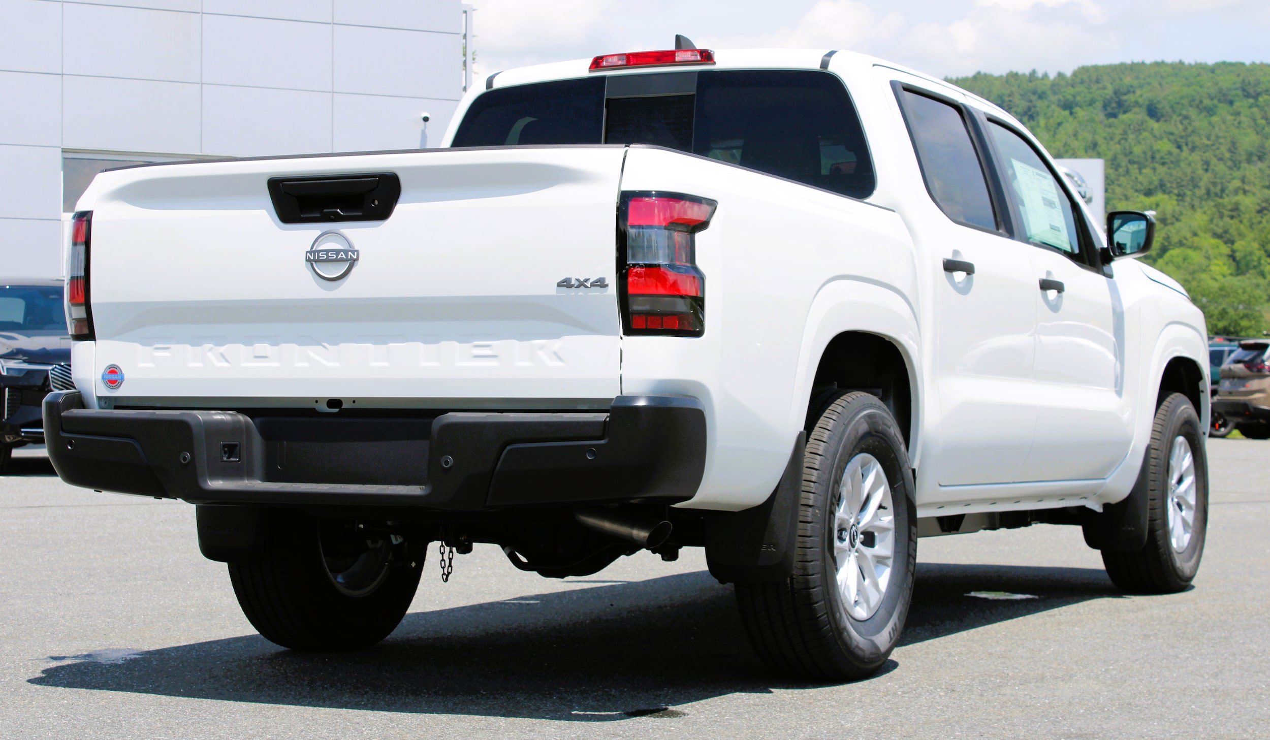 Used 2026 Nissan Frontier S AWD/4WD image 9