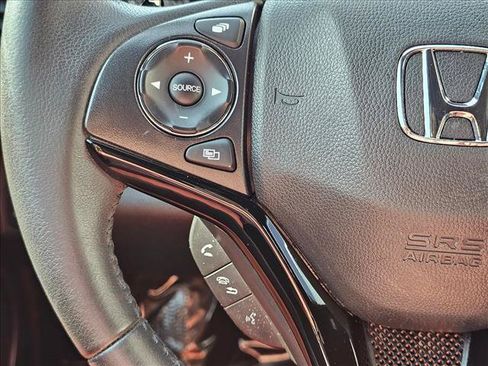Used 2020 Honda HR-V Sport image 26