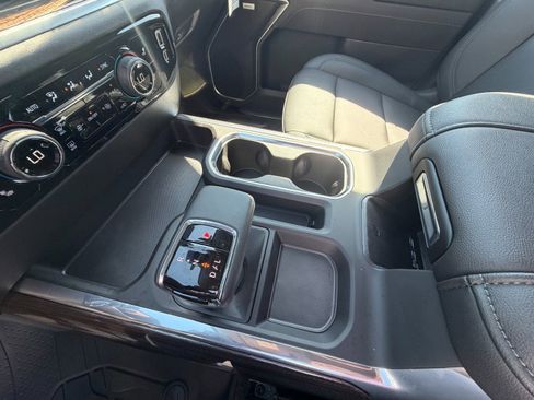 Certified 2026 Chevrolet Silverado 1500 RST w/ Redline Edition AWD/4WD image 20