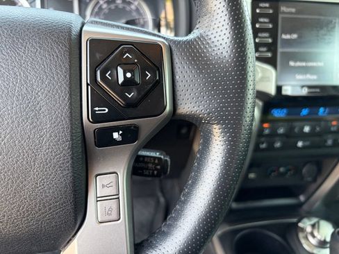 Used 2023 Toyota 4Runner Limited AWD/4WD image 25
