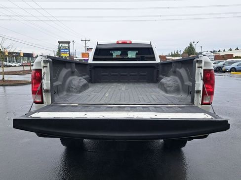 Used 2016 RAM 3500 Tradesman w/ Protection Group image 28