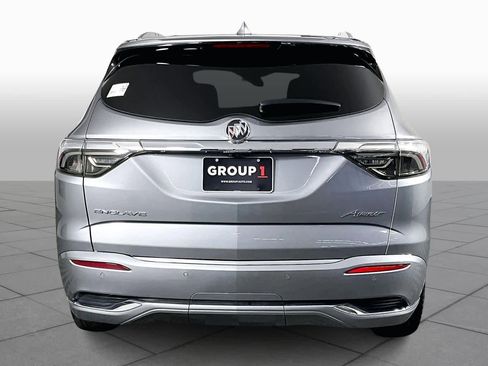 Used 2023 Buick Enclave Avenir image 5
