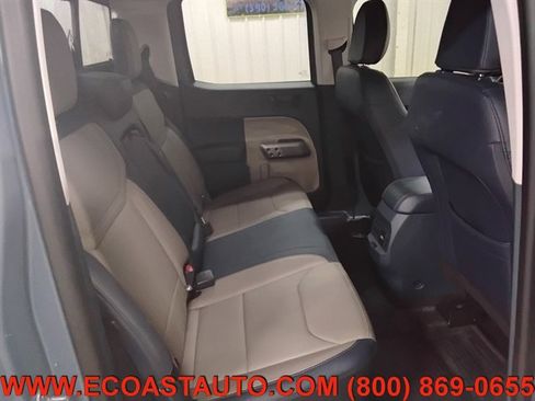Used 2025 Ford Maverick Lariat w/ 4K Tow Package AWD/4WD image 15