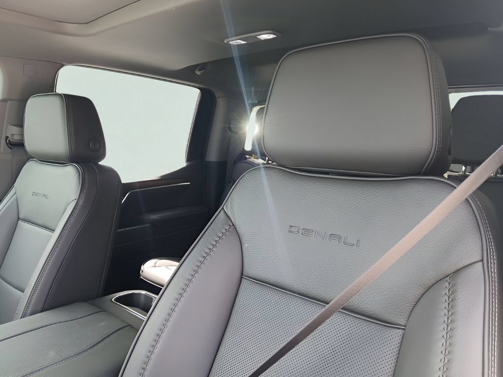 New 2026 GMC Sierra 1500 Denali AWD/4WD image 10