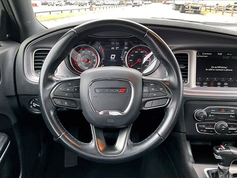 Used 2023 Dodge Charger SXT image 5