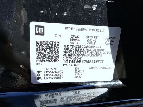 Certified 2021 GMC Sierra 3500 Denali image 22