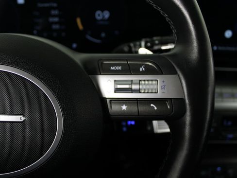Certified 2025 Hyundai Kona Limited AWD/4WD image 28