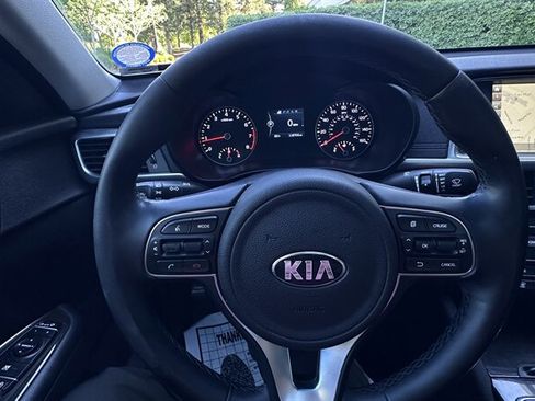 Used 2016 Kia Optima EX w/ Premium Package image 19