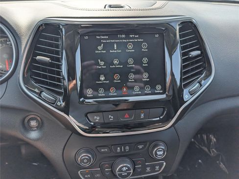 Used 2021 Jeep Cherokee Limited AWD/4WD image 29
