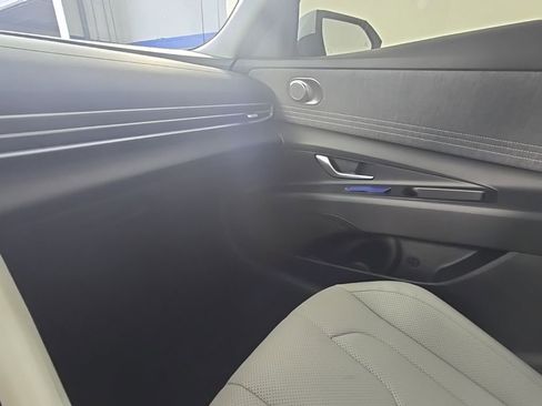 New 2026 Hyundai Elantra Limited FWD image 26