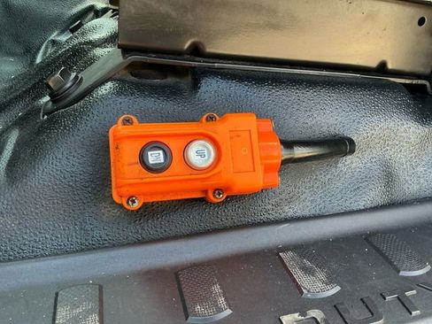 Used 2016 Ford F750 2WD Regular Cab Super Duty image 26