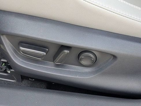 Used 2026 Toyota Camry SE FWD image 19