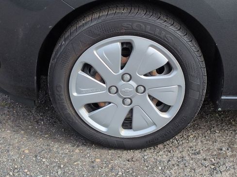 Used 2017 Chevrolet Spark LS image 28