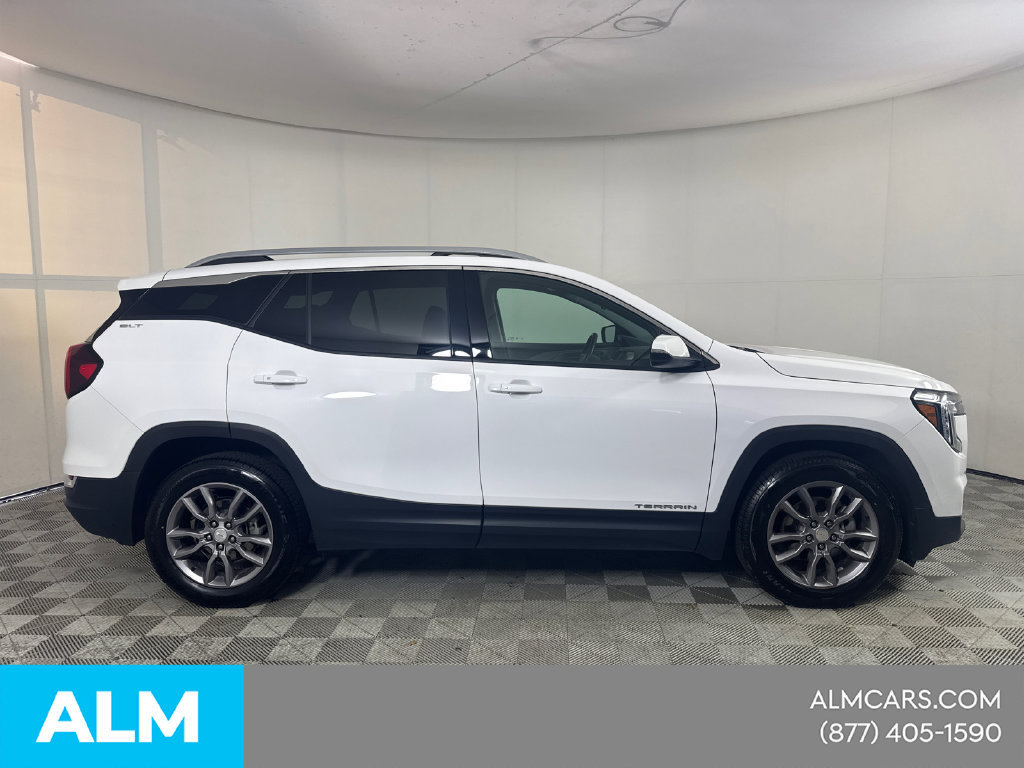 Used 2024 GMC Terrain SLT FWD image 5