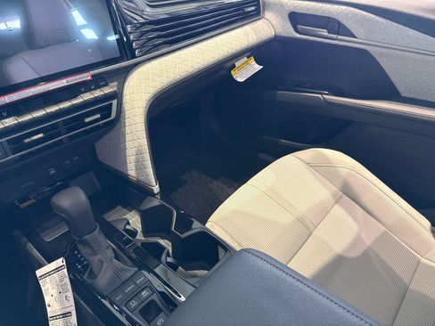 Used 2026 Toyota Camry XLE w/ Premium Plus Package FWD image 22