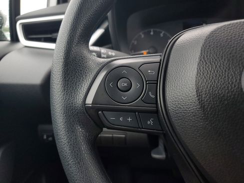 Certified 2025 Toyota Corolla LE FWD image 19