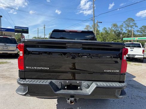 Used 2021 Chevrolet Silverado 1500 Custom RWD image 6